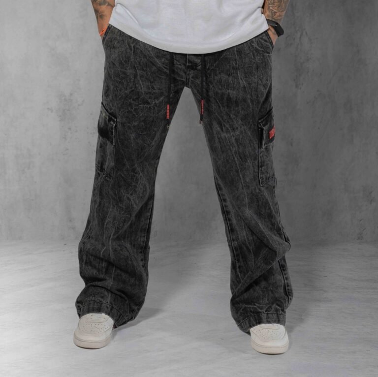 Camiseta oversized, basica, estonada em algodão, com estampa exclusiva da UrbanDeck.