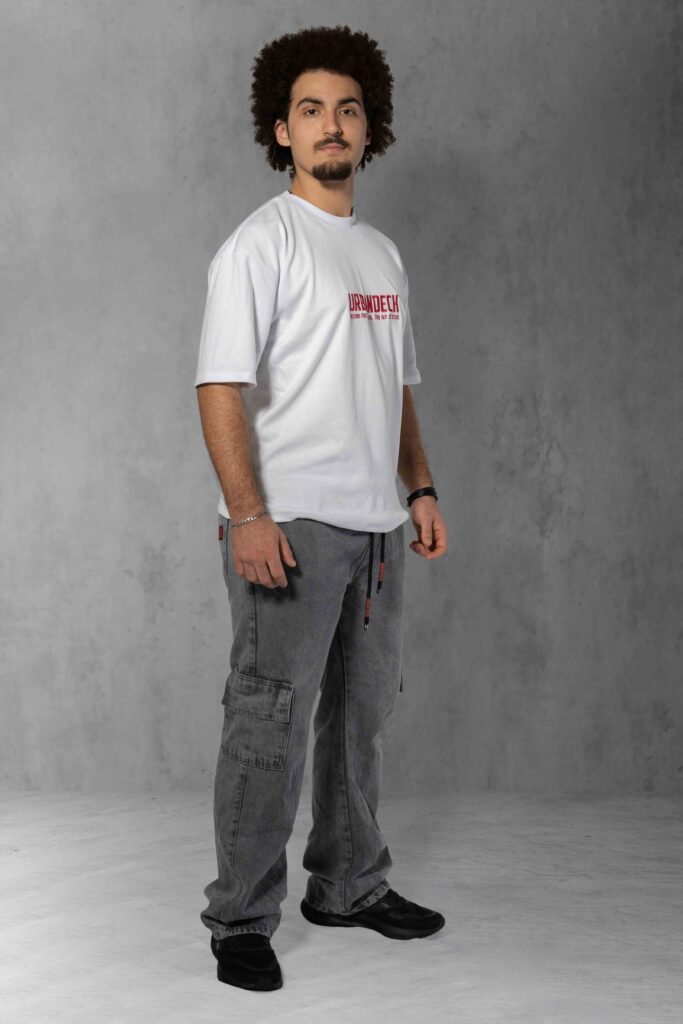 Camiseta Oversized Essential Premium 250g branca bordada