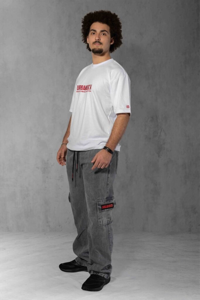 Camiseta Oversized Essential Premium 250g branca bordada