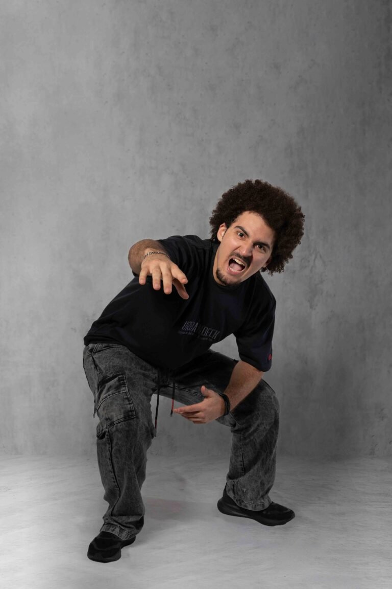 Camiseta oversized, basica, estonada em algodão, com estampa exclusiva da UrbanDeck.